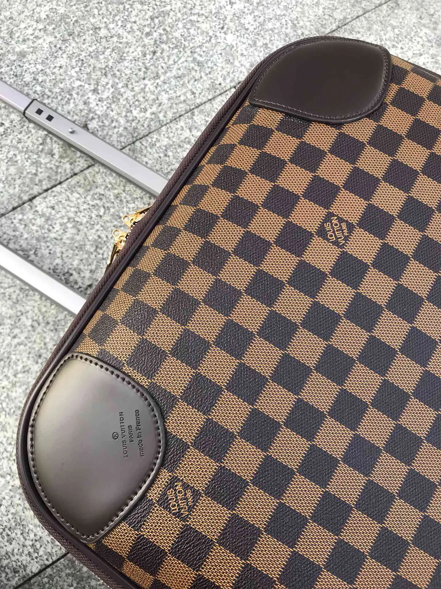 LV 帆布 超耐磨损万向轮 灵活出行 加厚全鋁合金 化妝包 便携收納款