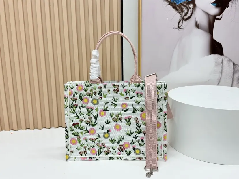 Dior Book Tote 托特包 大容量托特款
