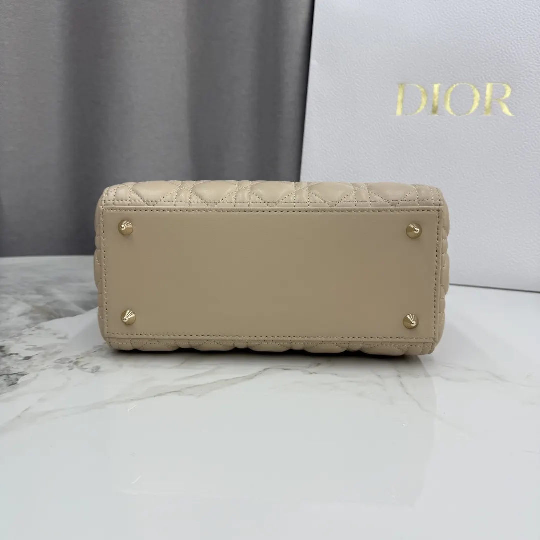 Dior Lady Dior Lady Sheepskin Clip Fine Accessories Handbag Image 7 Dior Lady Dior Lady Sheepskin Clip Fine Accessories Handbag Image 7