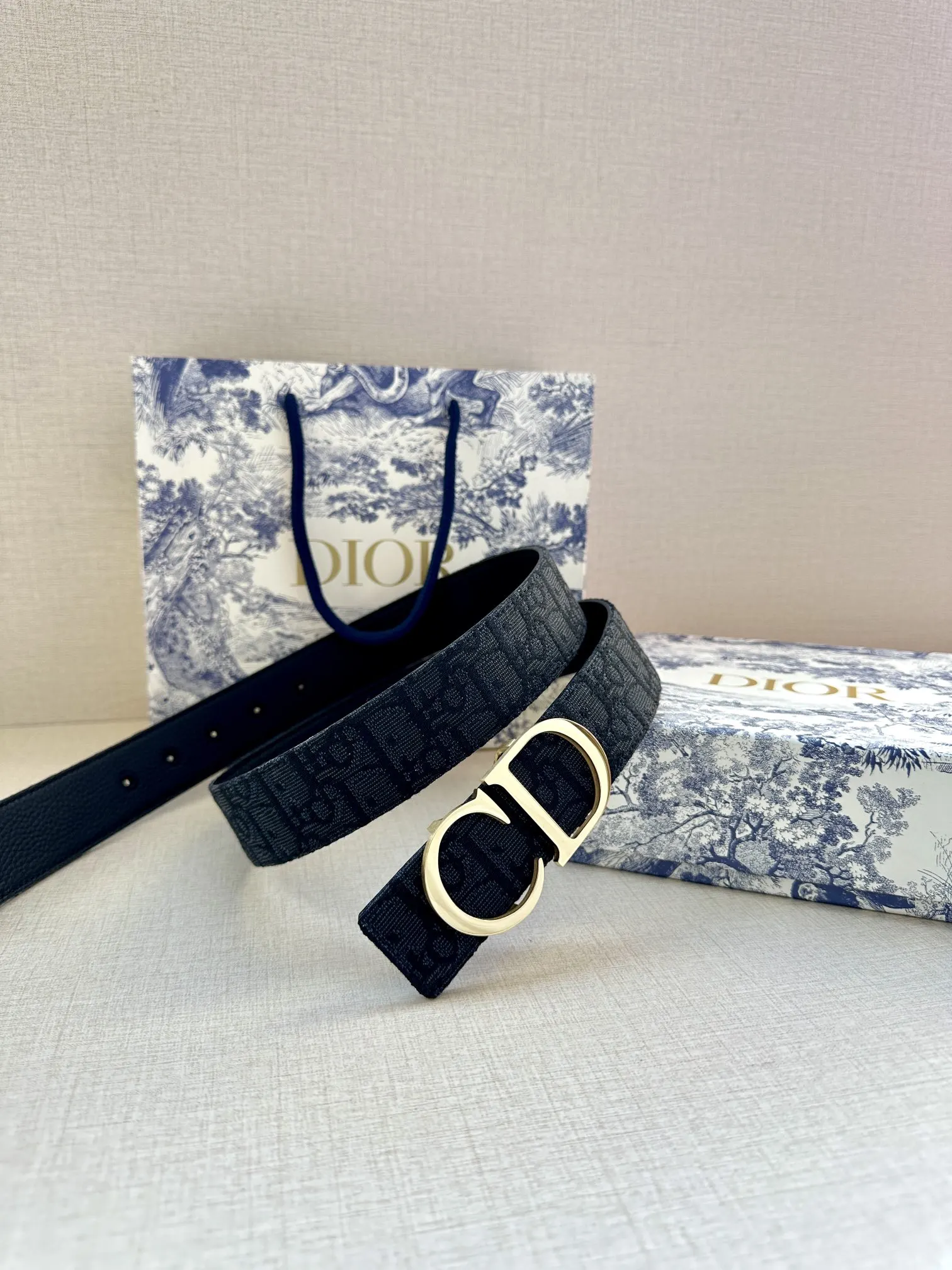 Dior 黑色Oblique腰带 金扣休闲款