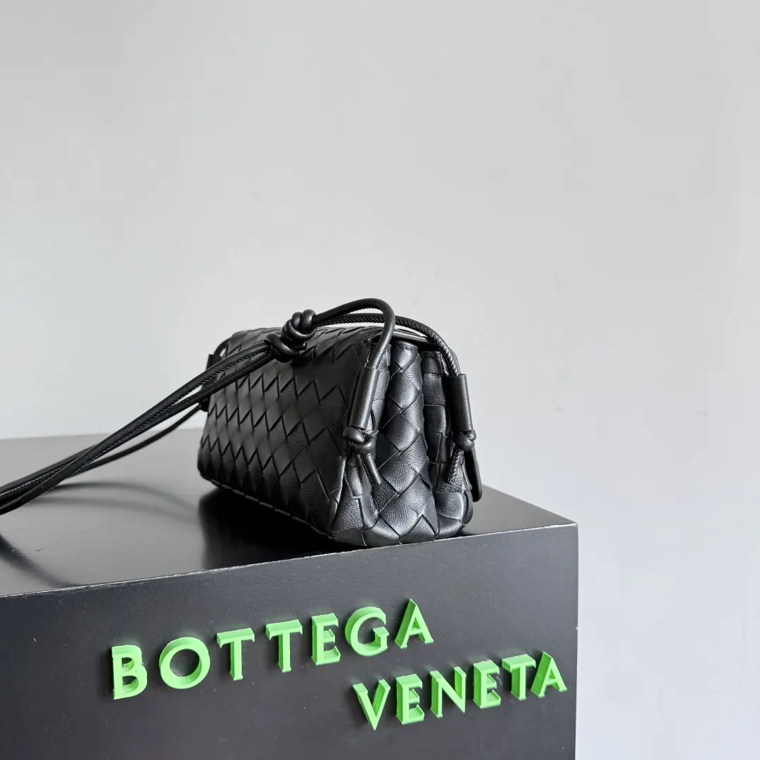 Bottega Veneta 手拿包 精致手拿款