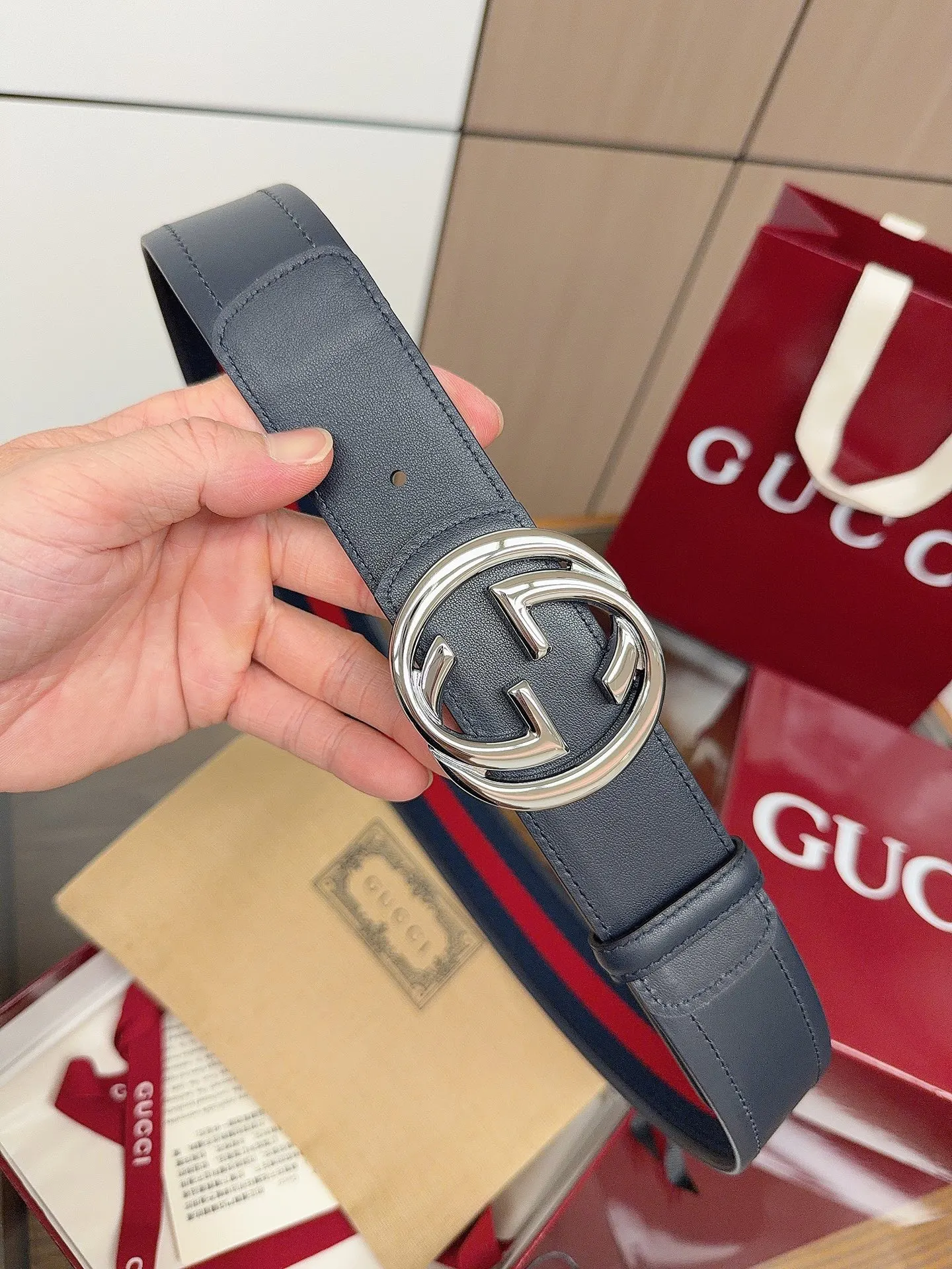 Gucci Double G Buckle Cowhide Belt