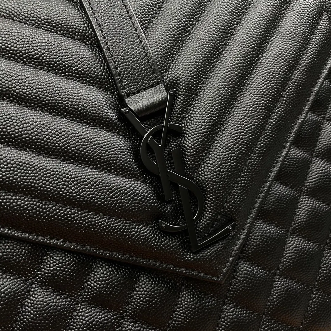 Chain Bag Leather