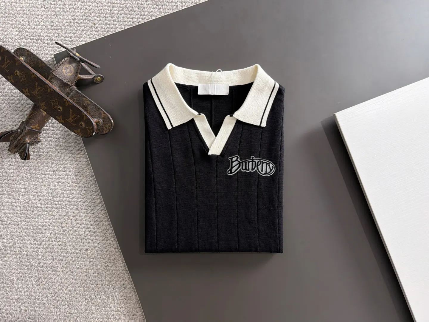 Burberry Embroidery Cotton Knitwear Textured Knit Image 8 Burberry Embroidery Cotton Knitwear Textured Knit Image 8