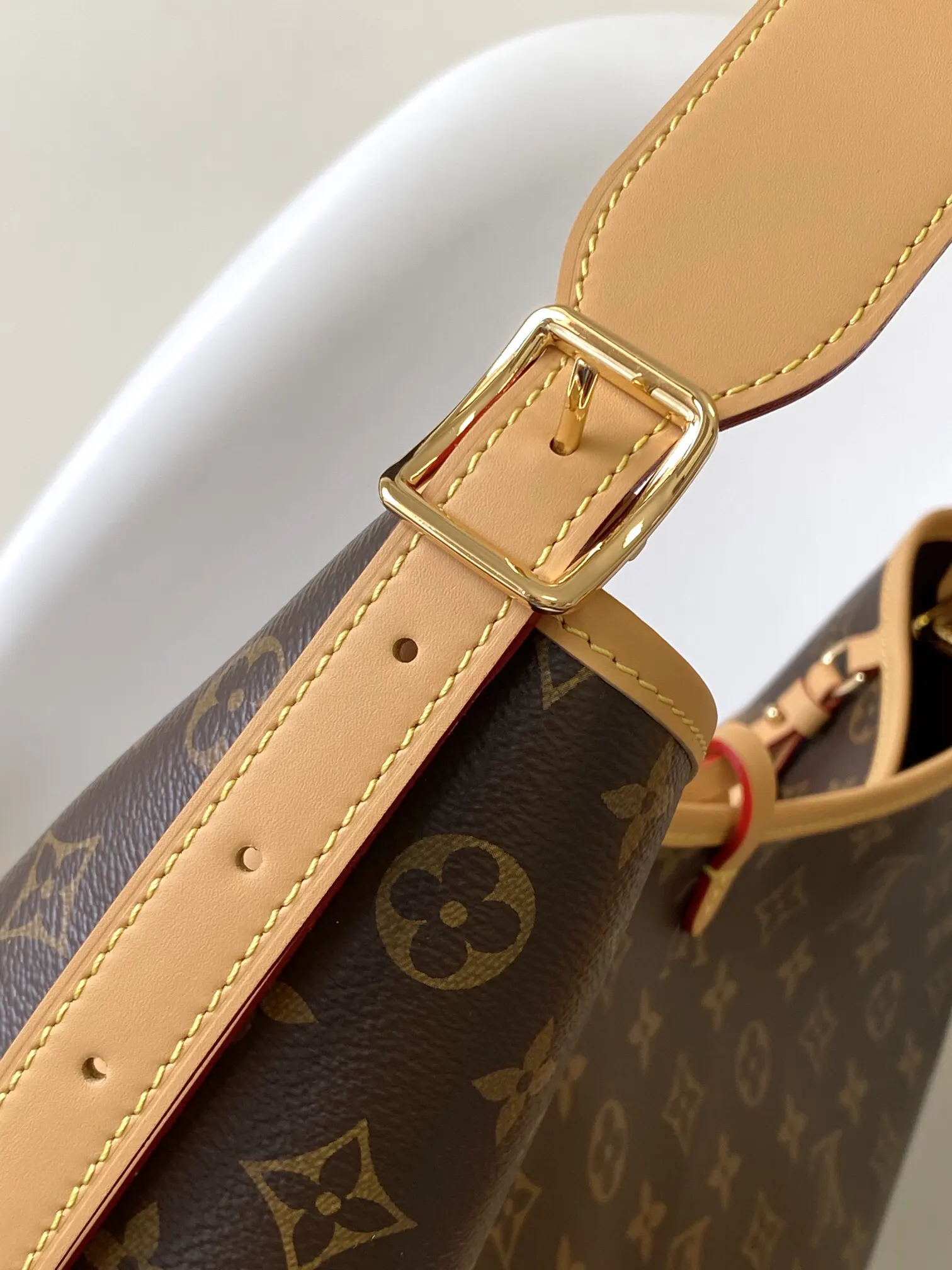LV CarryAll 帆布 手拿包 精致手拿款