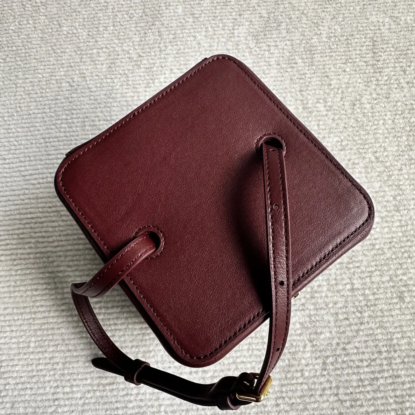 Gold Shoulder Bag Leather