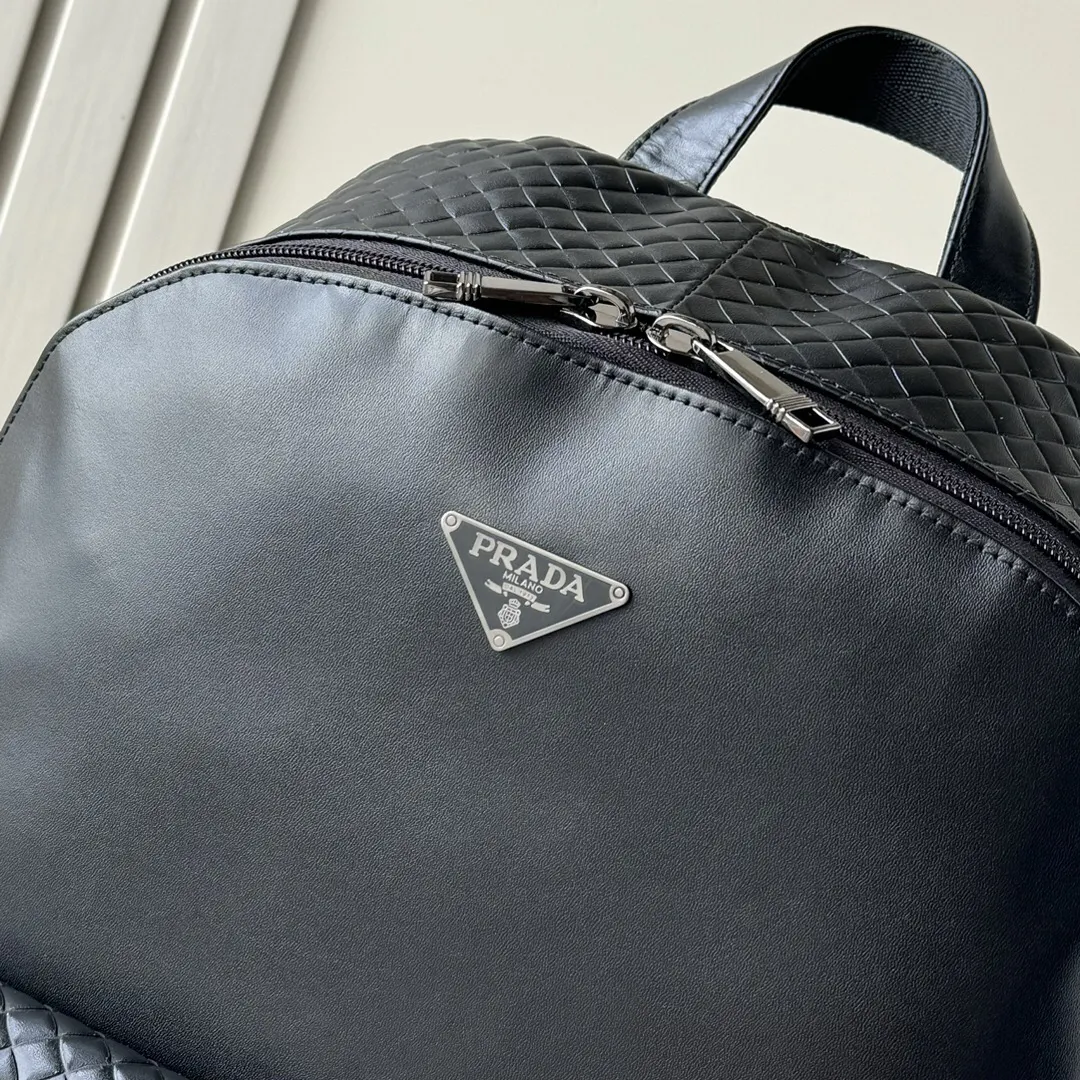 Prada 黑色 小牛皮 行李箱 旅行拉杆款 輕便出行款