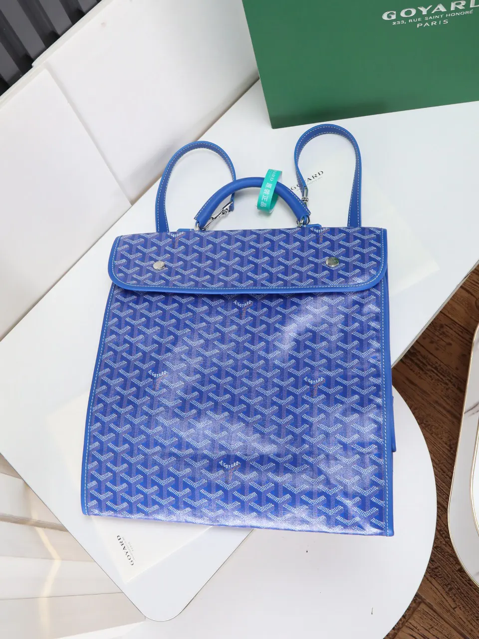 Goyard saint léger包就是一个典型的例子 双肩包 实用双肩款