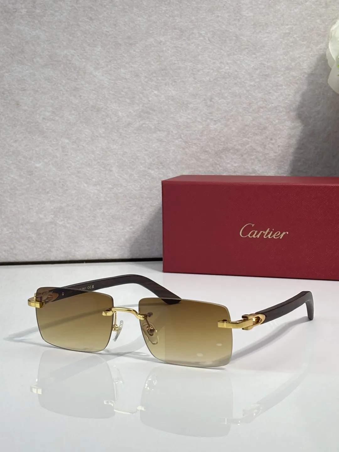 Cartier 墨镜 时尚防晒款 款2