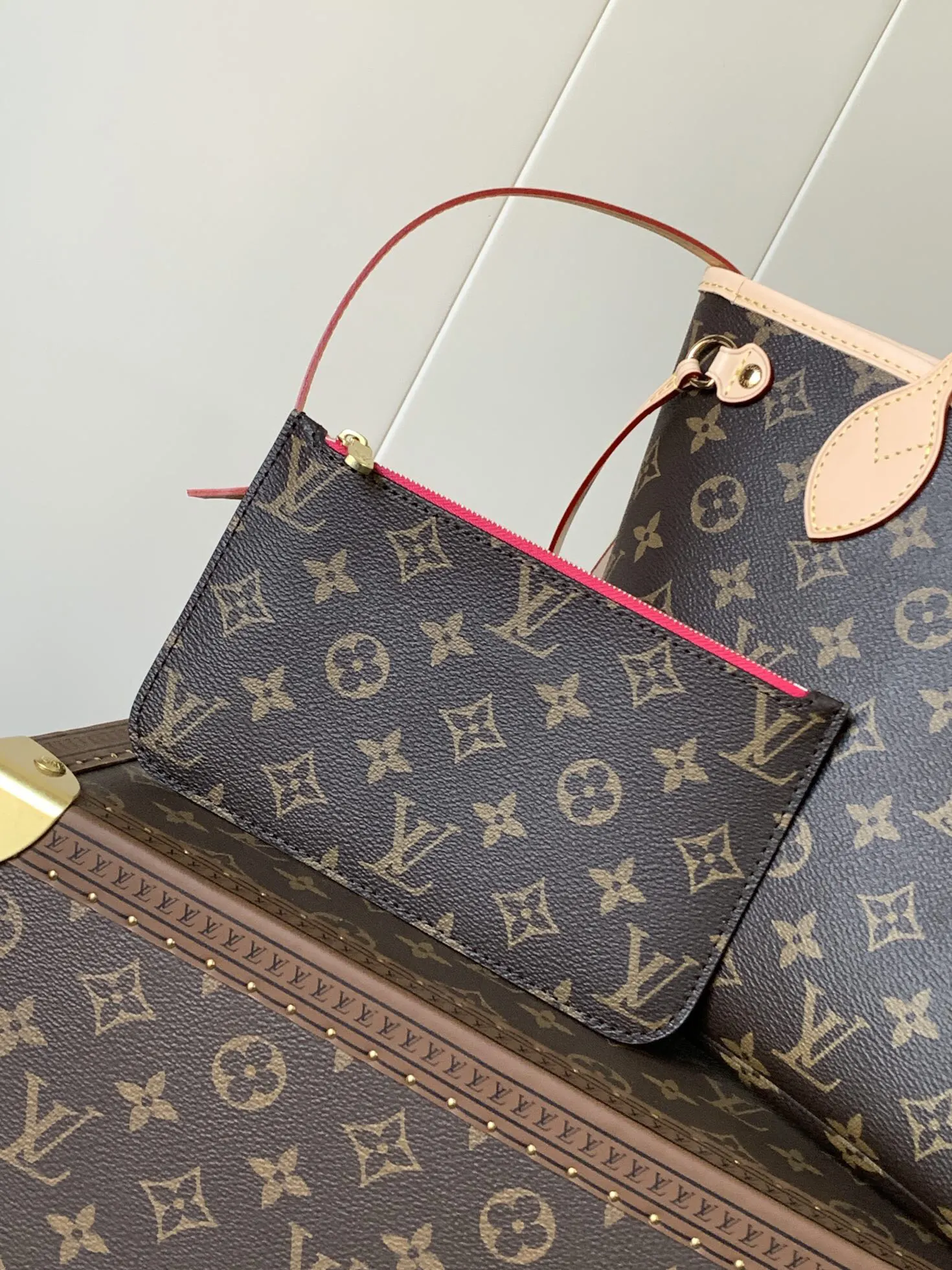 LV Neverfull 金色 牛皮 手拿包 精致手拿款