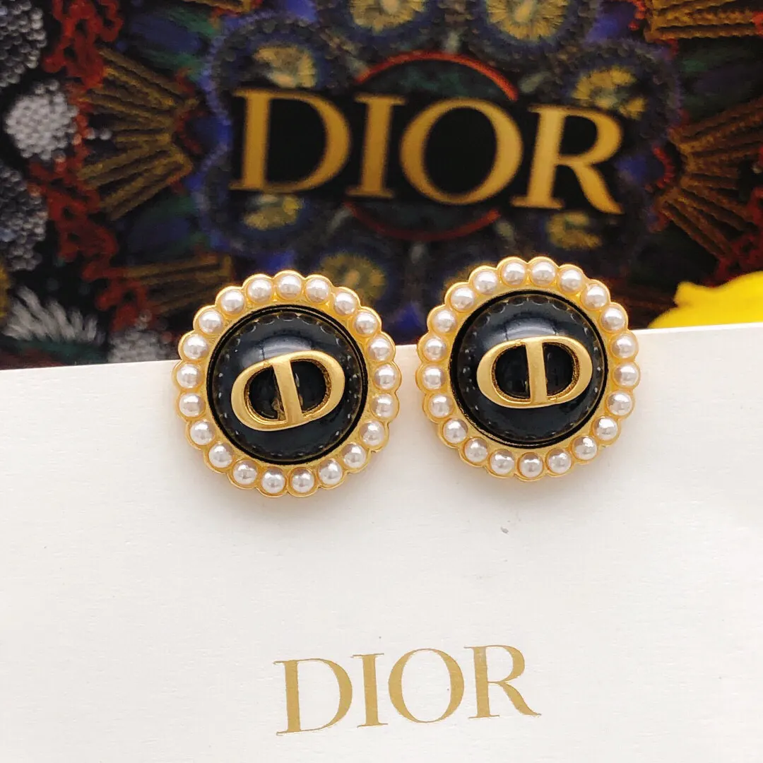 Dior 黑金CD耳环 礼盒精致配饰款