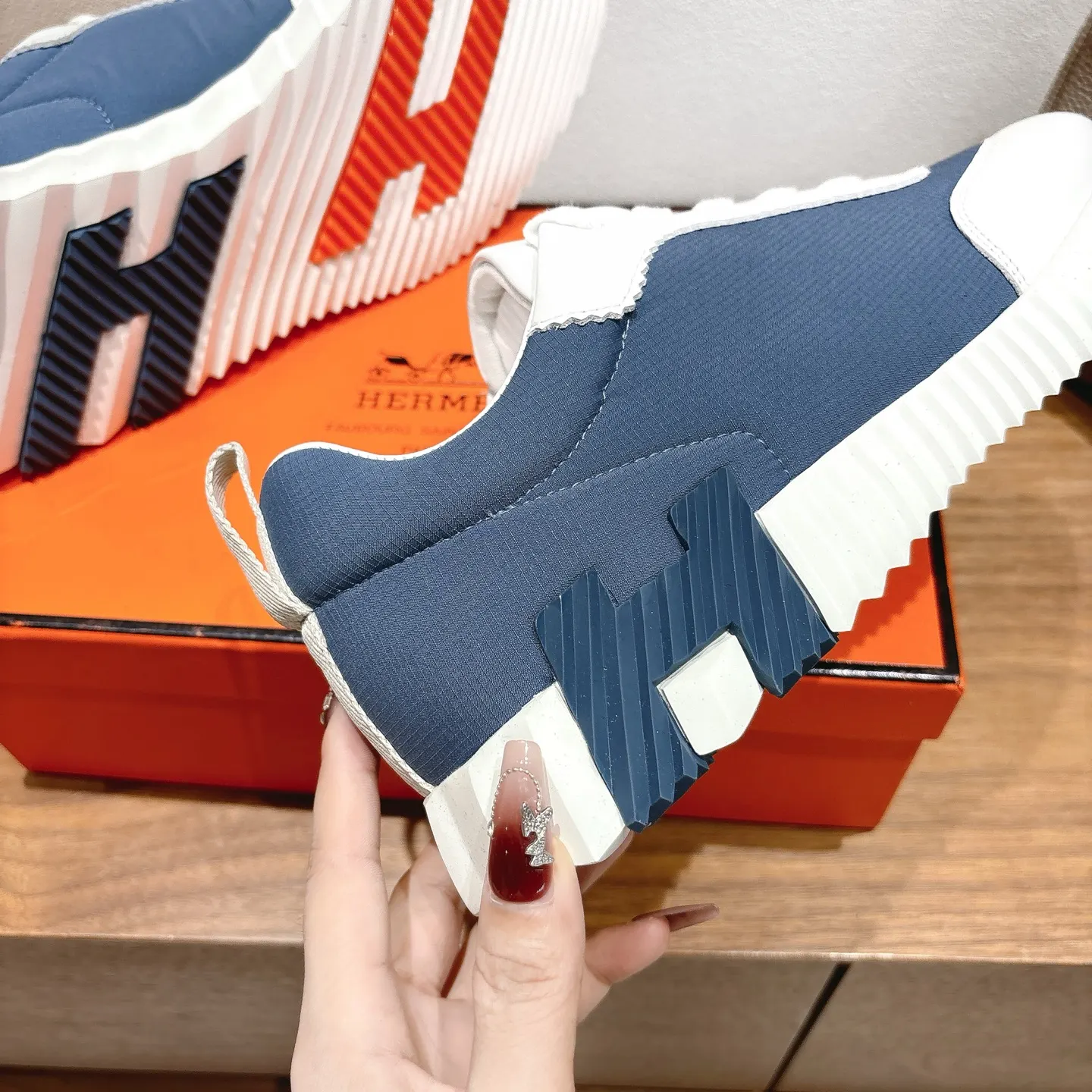 Hermès SS Sneakers