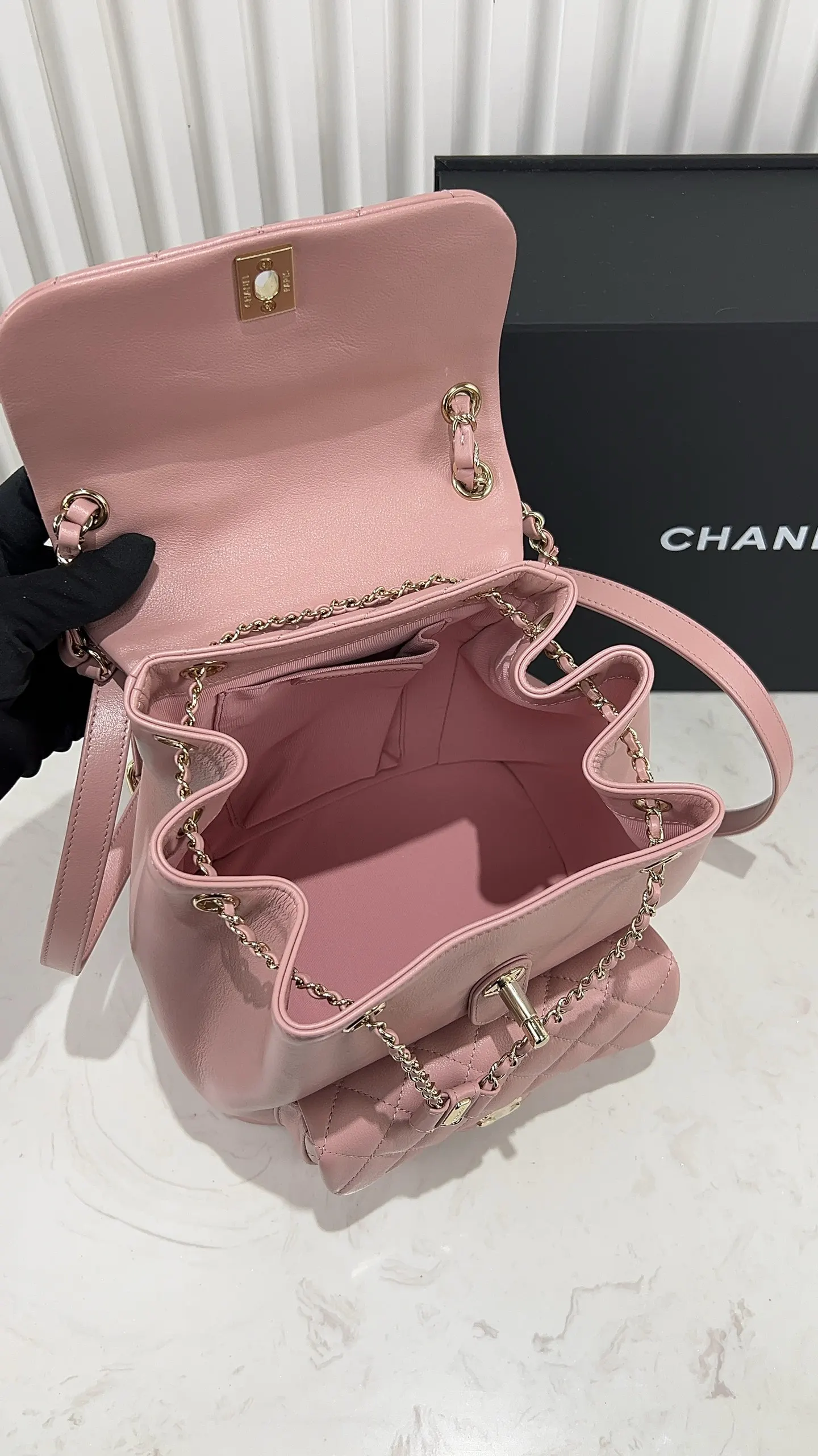 CHANEL 粉色 小牛皮 雙肩包 实用雙肩款
