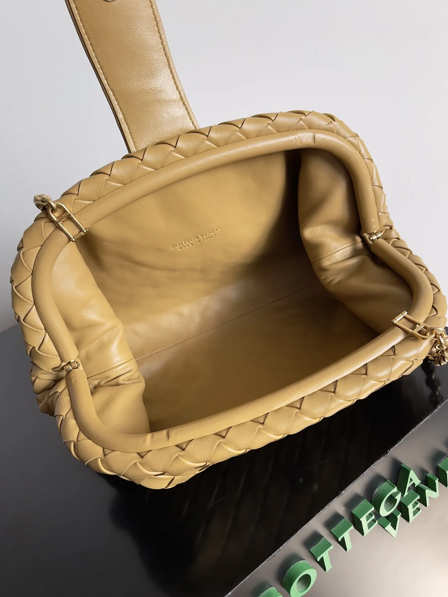 Bottega Veneta 鏈條包 精致鏈條款