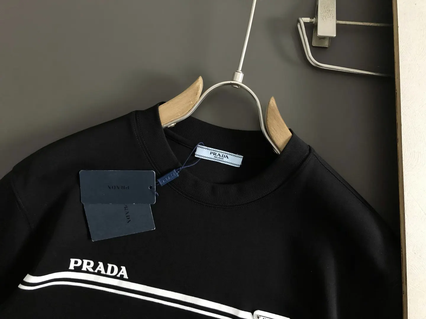 Prada 黑色Logo短袖T恤 休闲