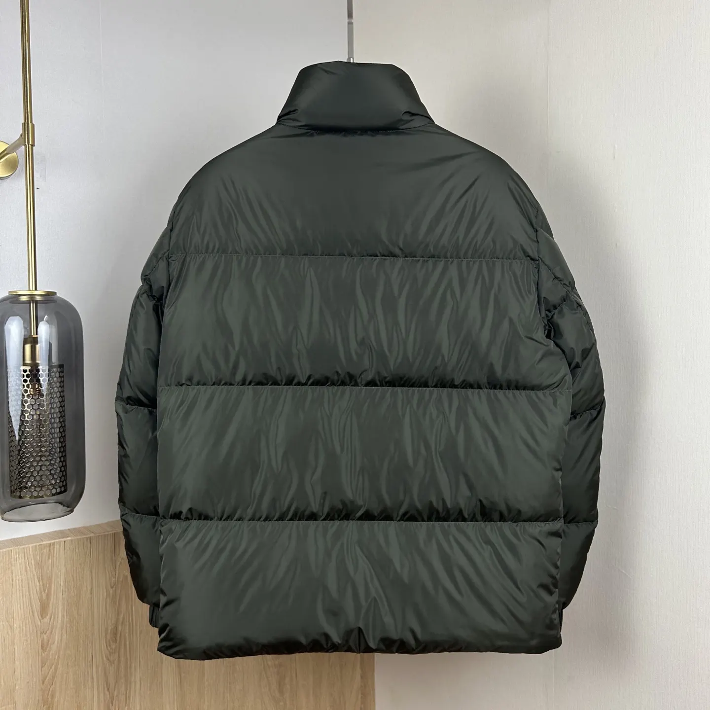 PRADA 羽绒服 通勤休闲款