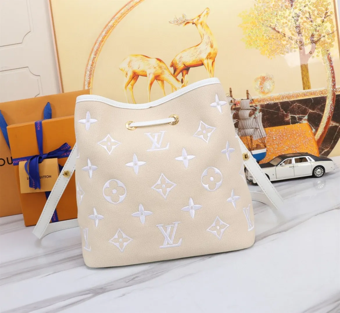 LV Mo水桶包 休閒水桶款