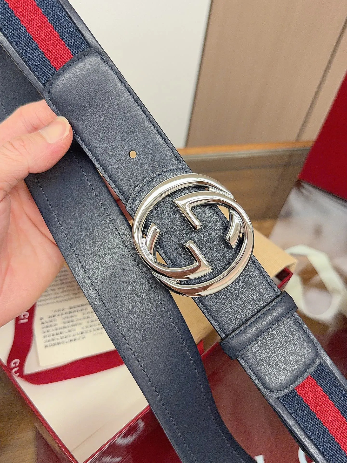 Gucci Double G Buckle Cowhide Belt