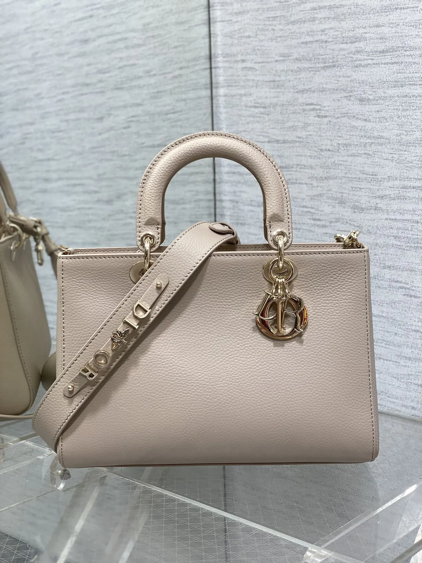 Dior 黑色 牛皮 进口 牛皮横款戴妃包 Lady 手提包 通勤手提款