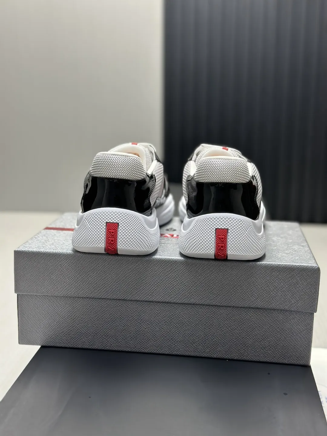 Prada 运动鞋