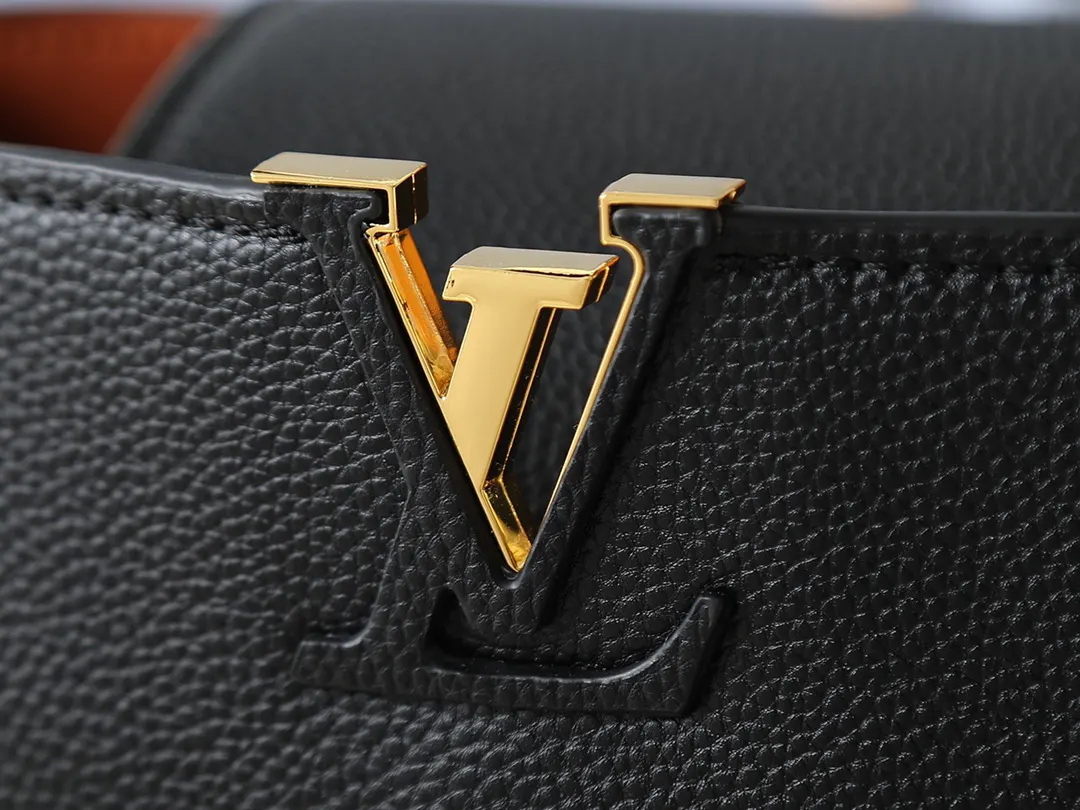 LV Capucines 牛皮 收纳包 旅行收纳款