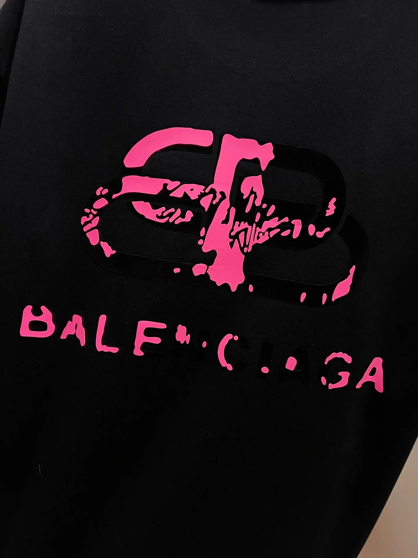 Balenciaga 黑色 Logo 短袖T恤 宽松休閒(數字8) Balenciaga 黑色 Logo 短袖T恤 宽松休閒(數字8)