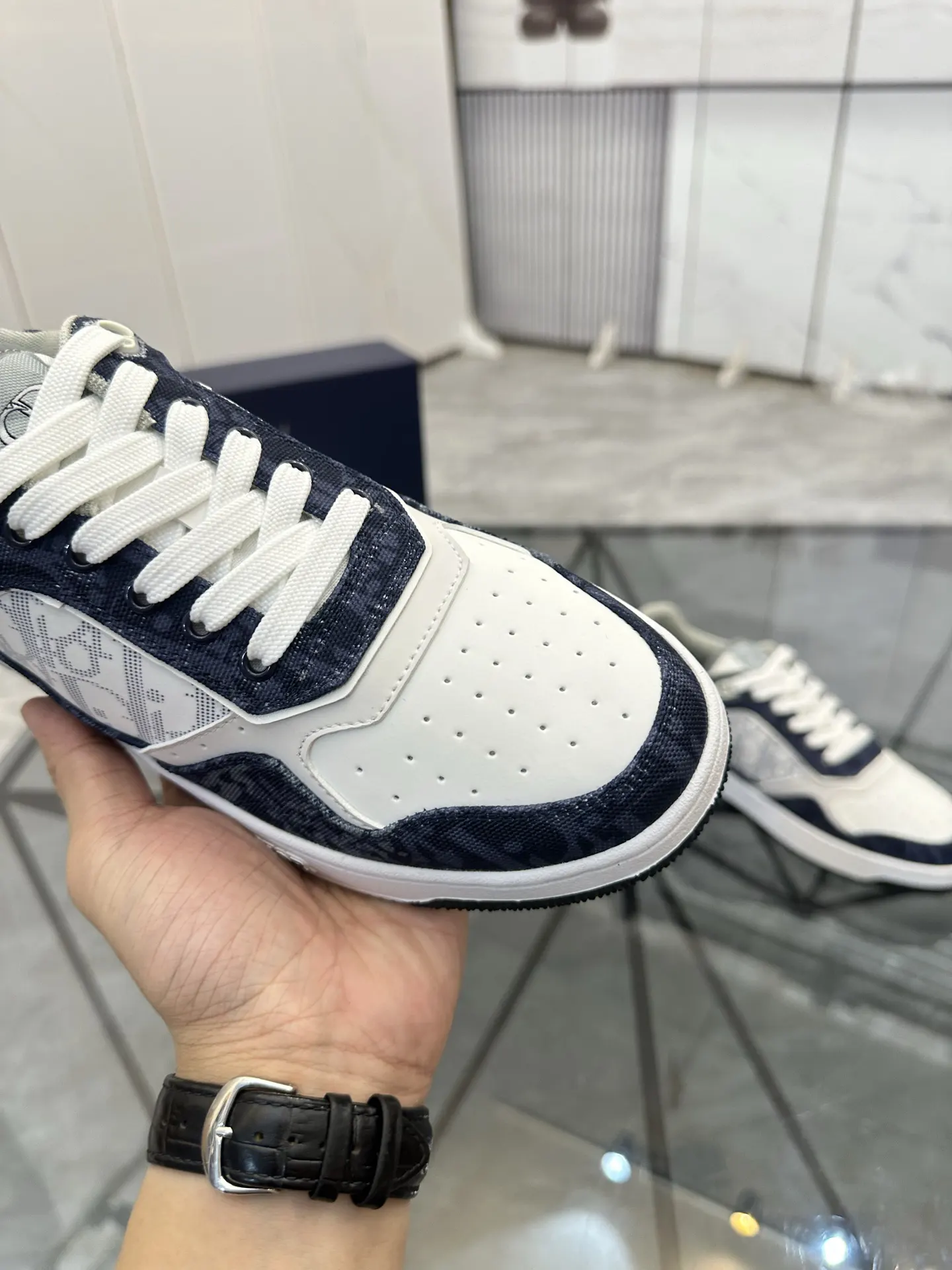 Dior B57 蓝白拼色牛皮运动鞋 经典款
