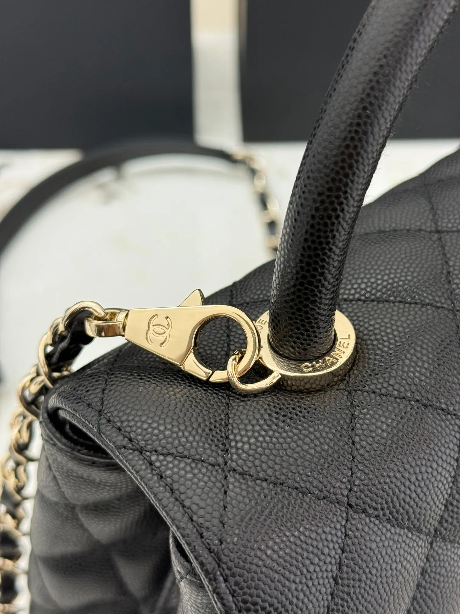 Audemars Piguet 金色 小牛皮 链条包 精致链条款