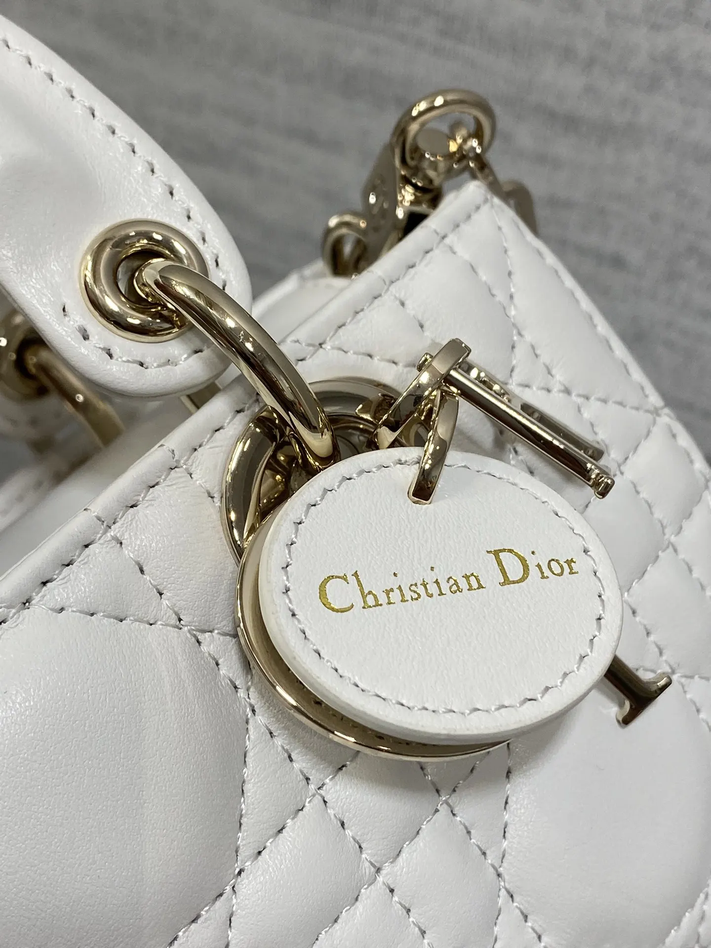 Dior 羊皮 进口 羊皮横款迷你戴妃包 Joy bag羊皮 鏈條包 精致鏈條款