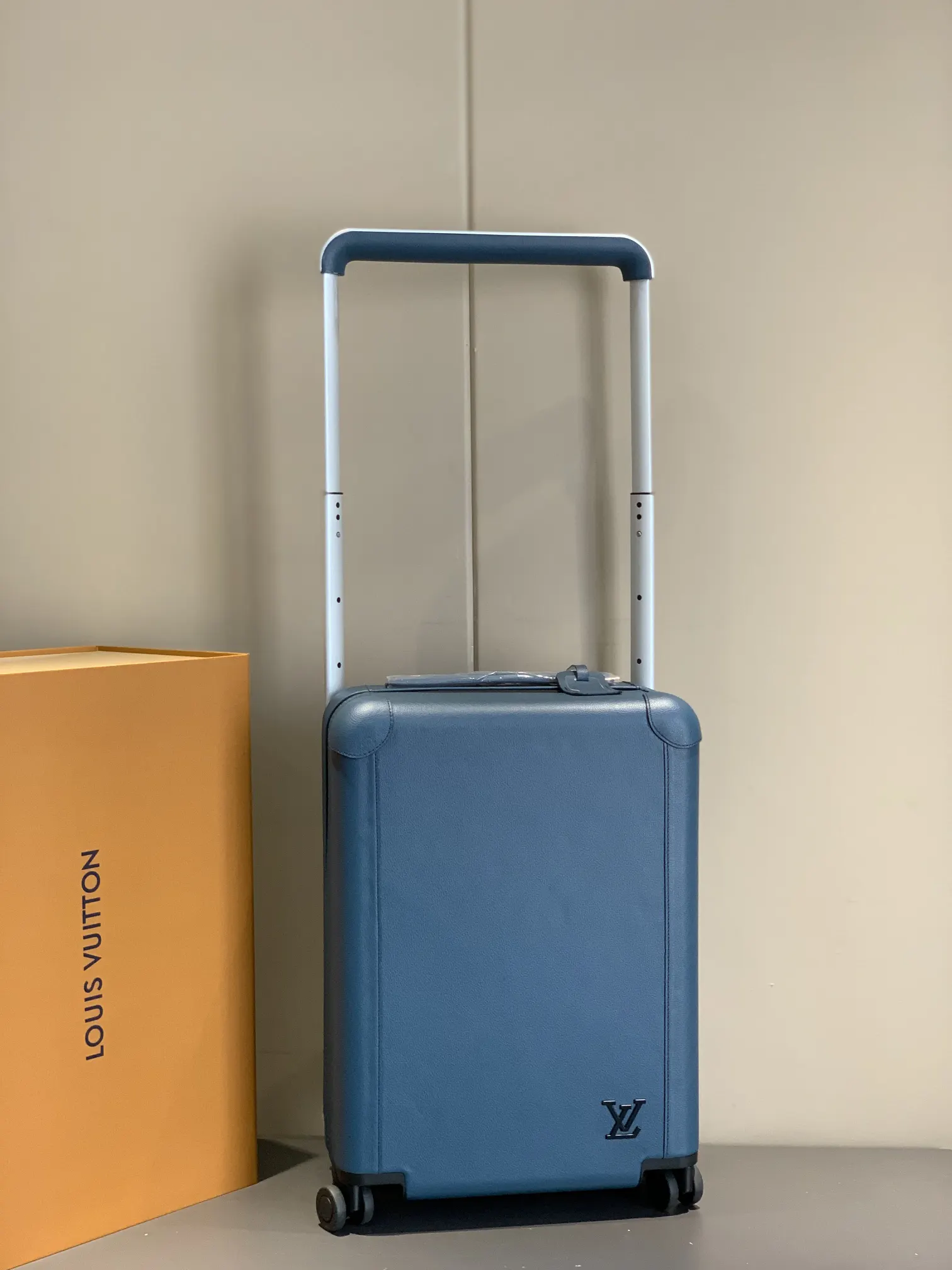Gray Silver Suitcase Travel Lightweight