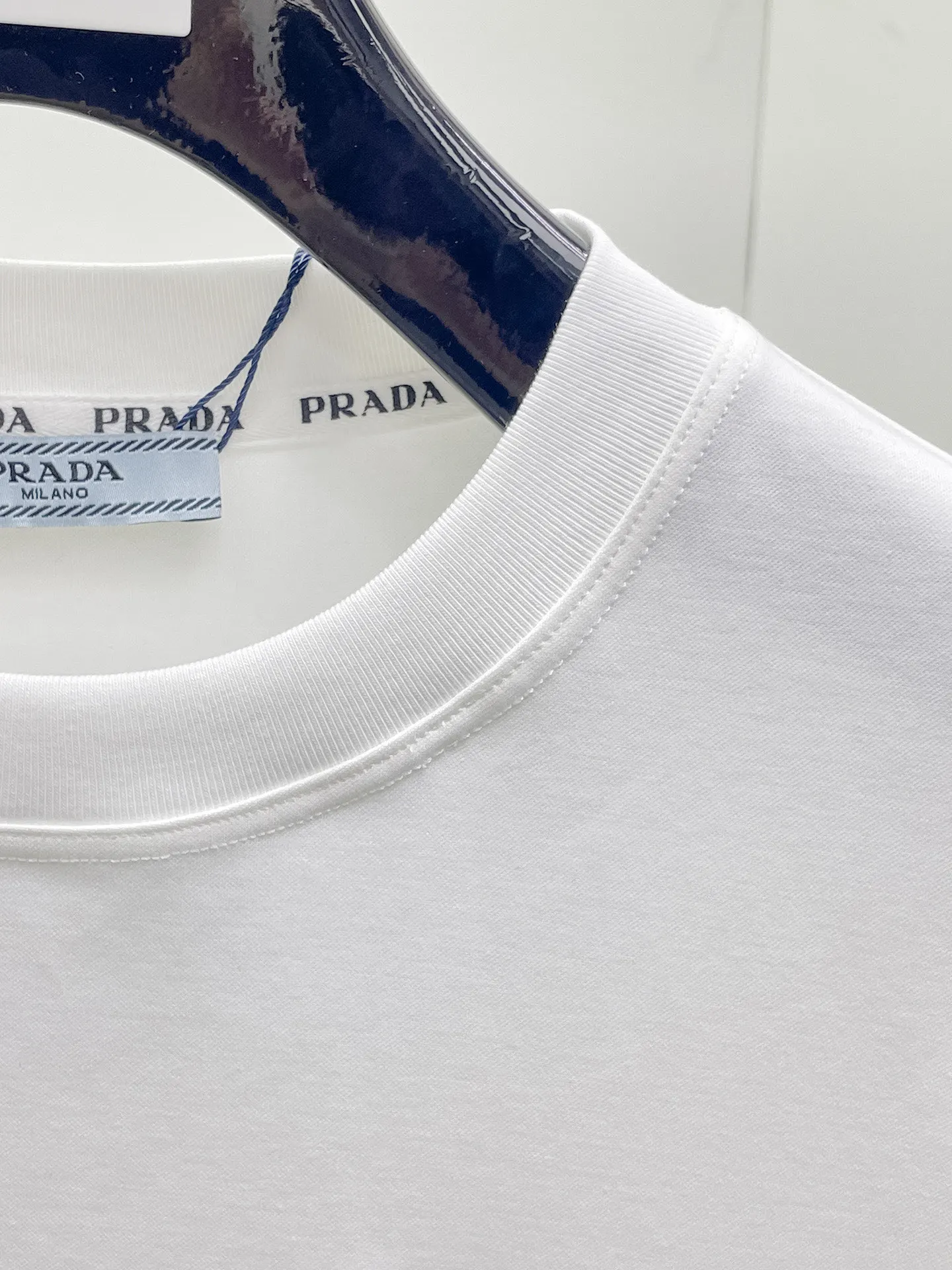 Prada 马 贺岁 棉质 Logo 短袖T恤