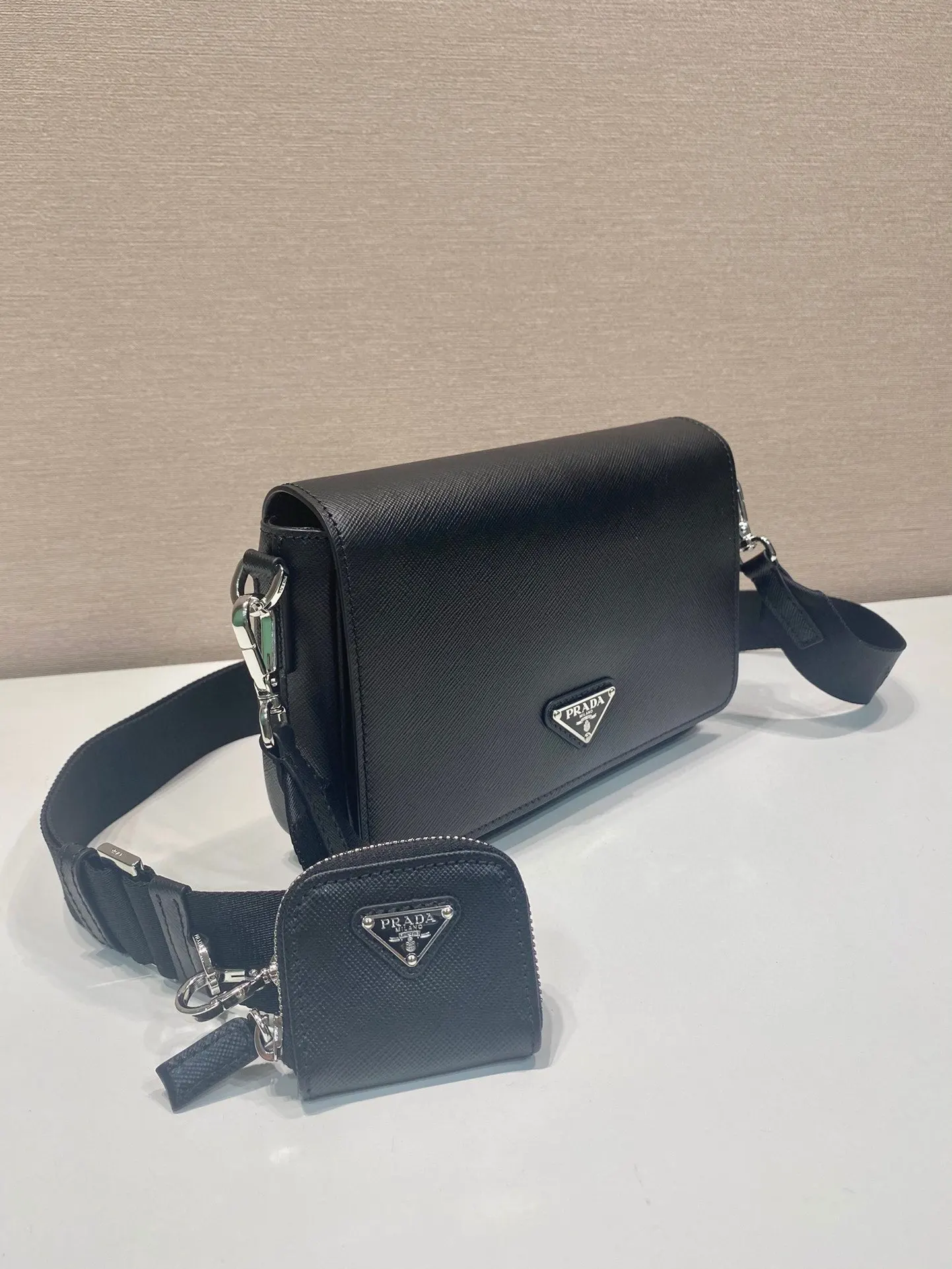 Prada Re-Nylon 2Vd059 Shoulder Bag Commuter Leather