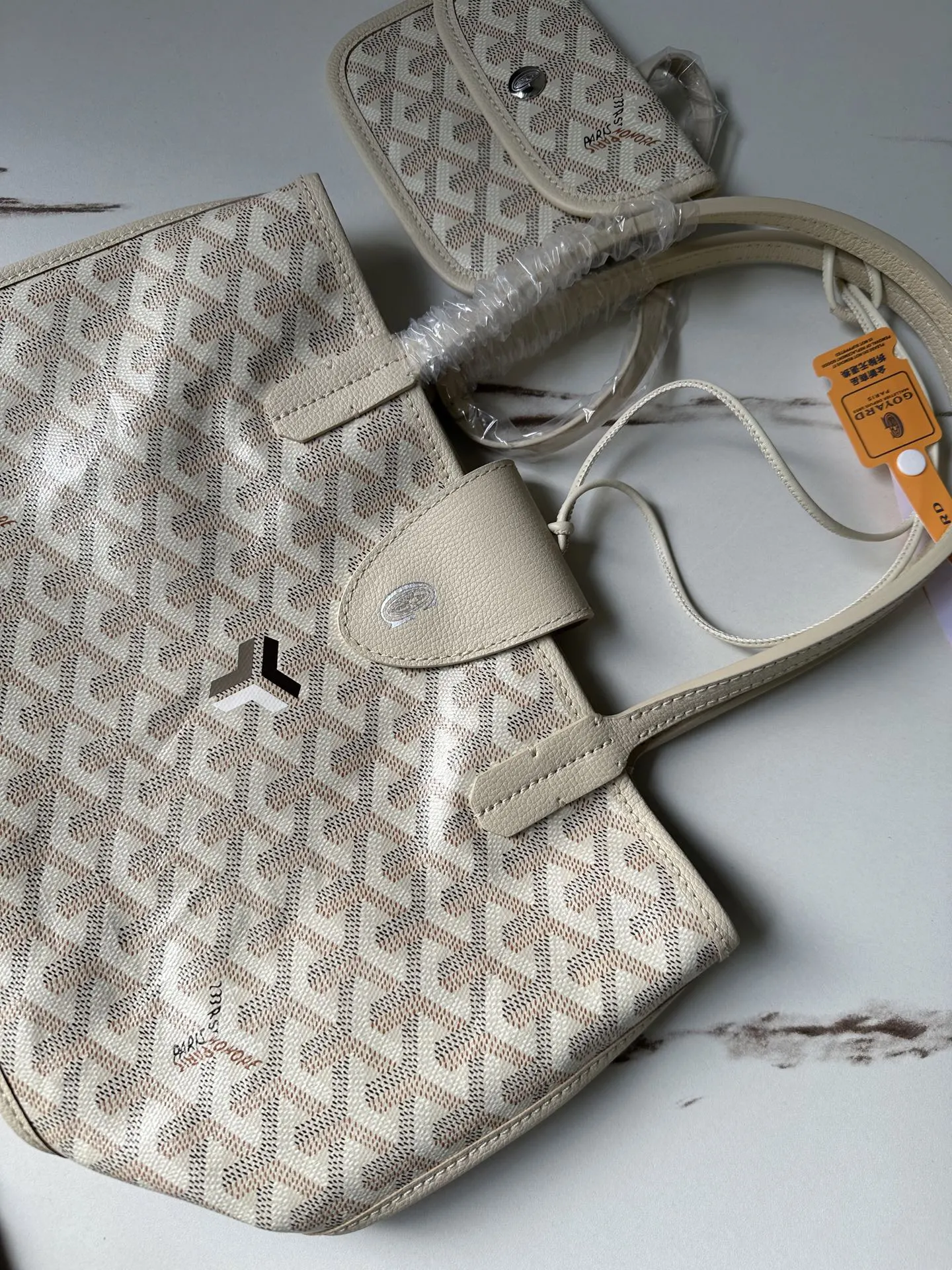 Goyard 小牛皮 广州老牌 生产 无 不开发 好货经得 托特包 大容量托特款(數字8) Goyard 小牛皮 广州老牌 生产 无 不开发 好货经得 托特包 大容量托特款(數字8)