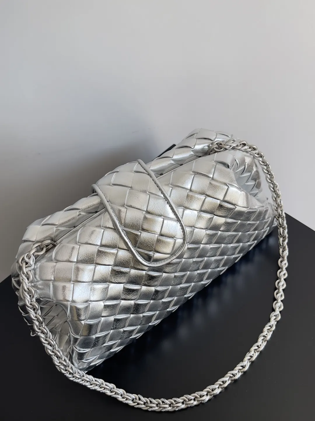 Bottega Veneta 鏈條包 精致鏈條款
