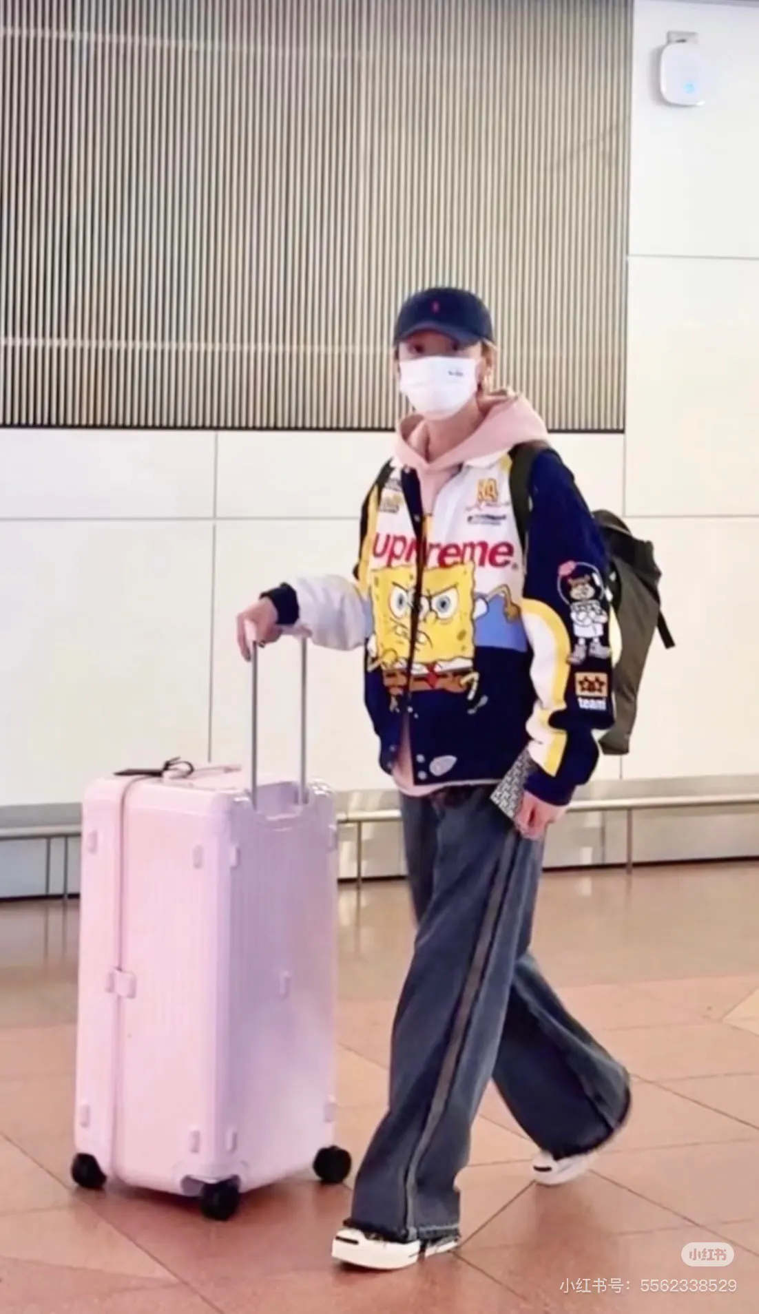 行李箱也能当穿搭单品 说的就是日默瓦芭蕾粉吧 旅行拉杆款 轻便出行款