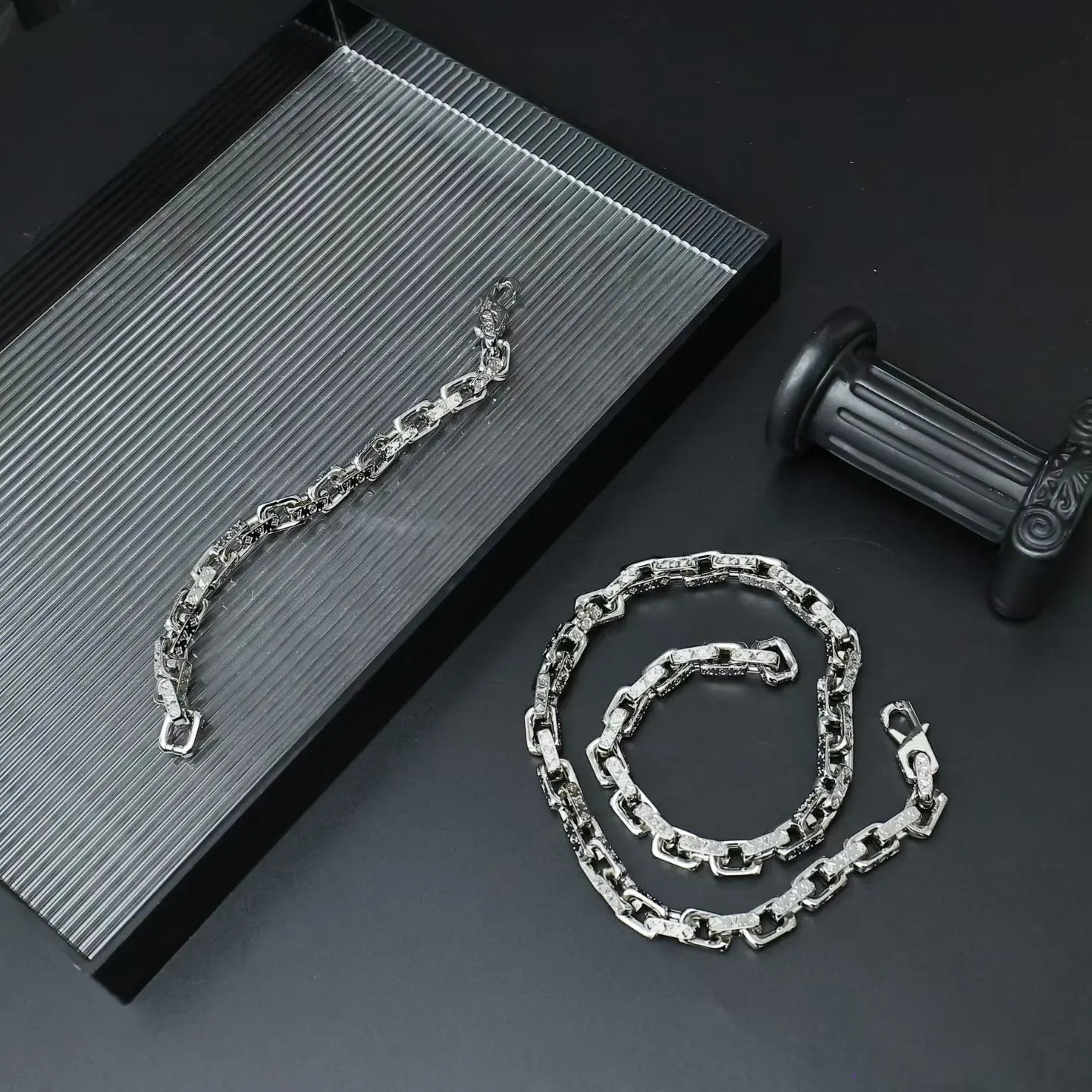 Louis Vuitton 项链