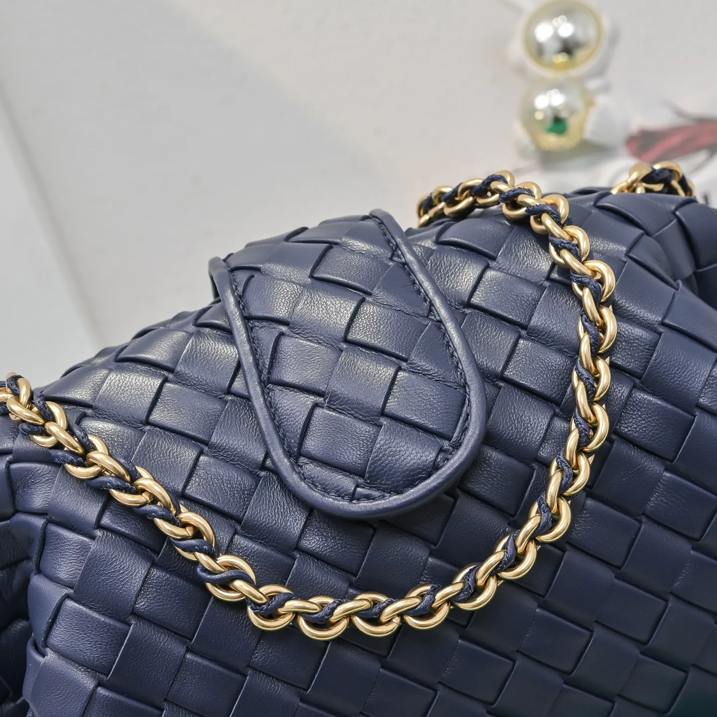 Bottega Veneta 羊皮 链条包 精致链条款