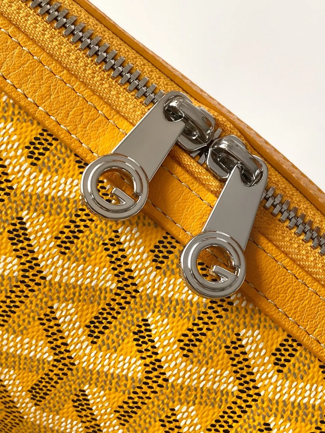 Goyard 皮革 bonbonniere BONBONNIER 双肩包 实用双肩款