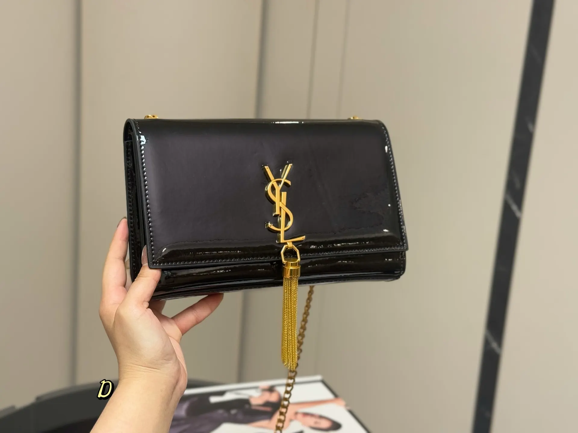 YSL 牛皮 woc信封包 牛 腋下包 复古腋下背款