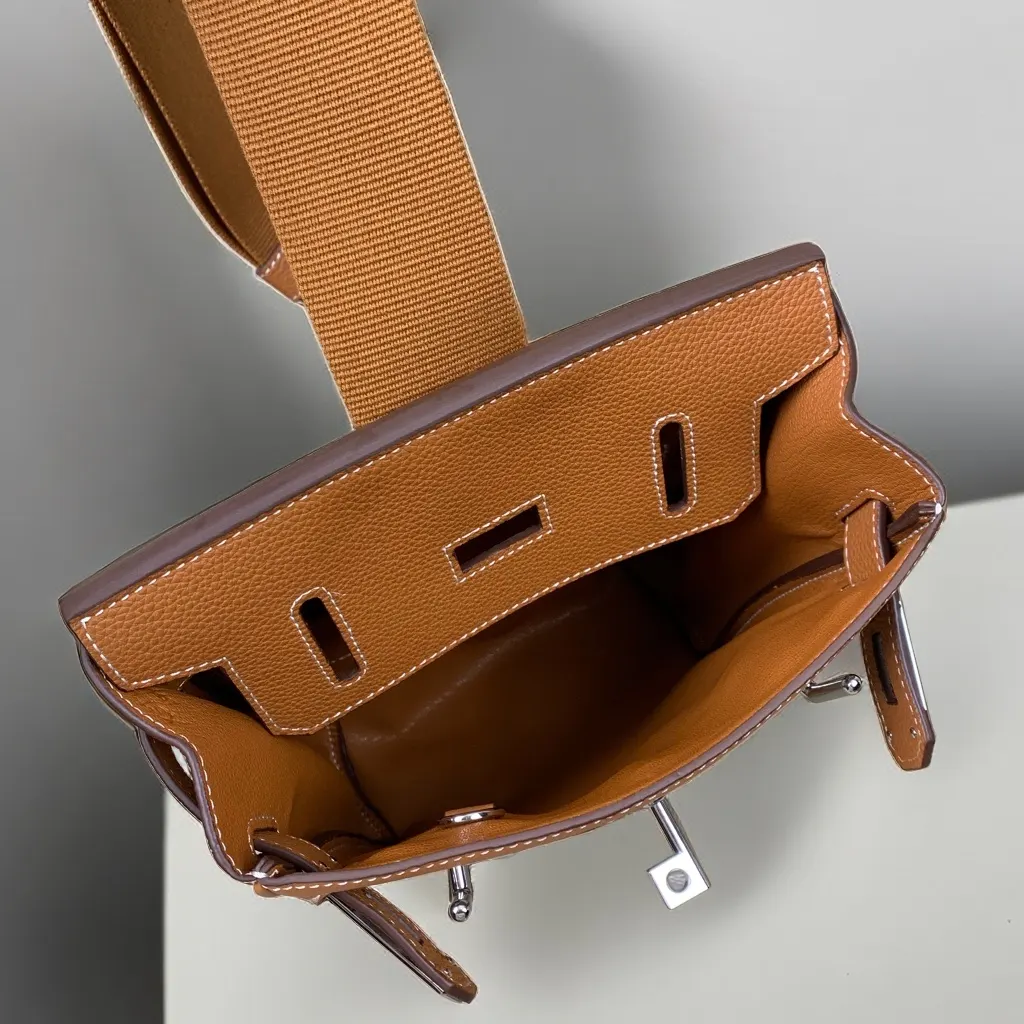 Hermès 皮革 腰包