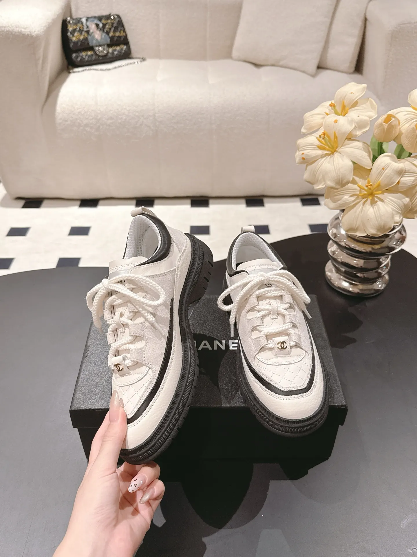 CHANEL 19 Bag 黑色荔枝纹牛皮链条包 经典款