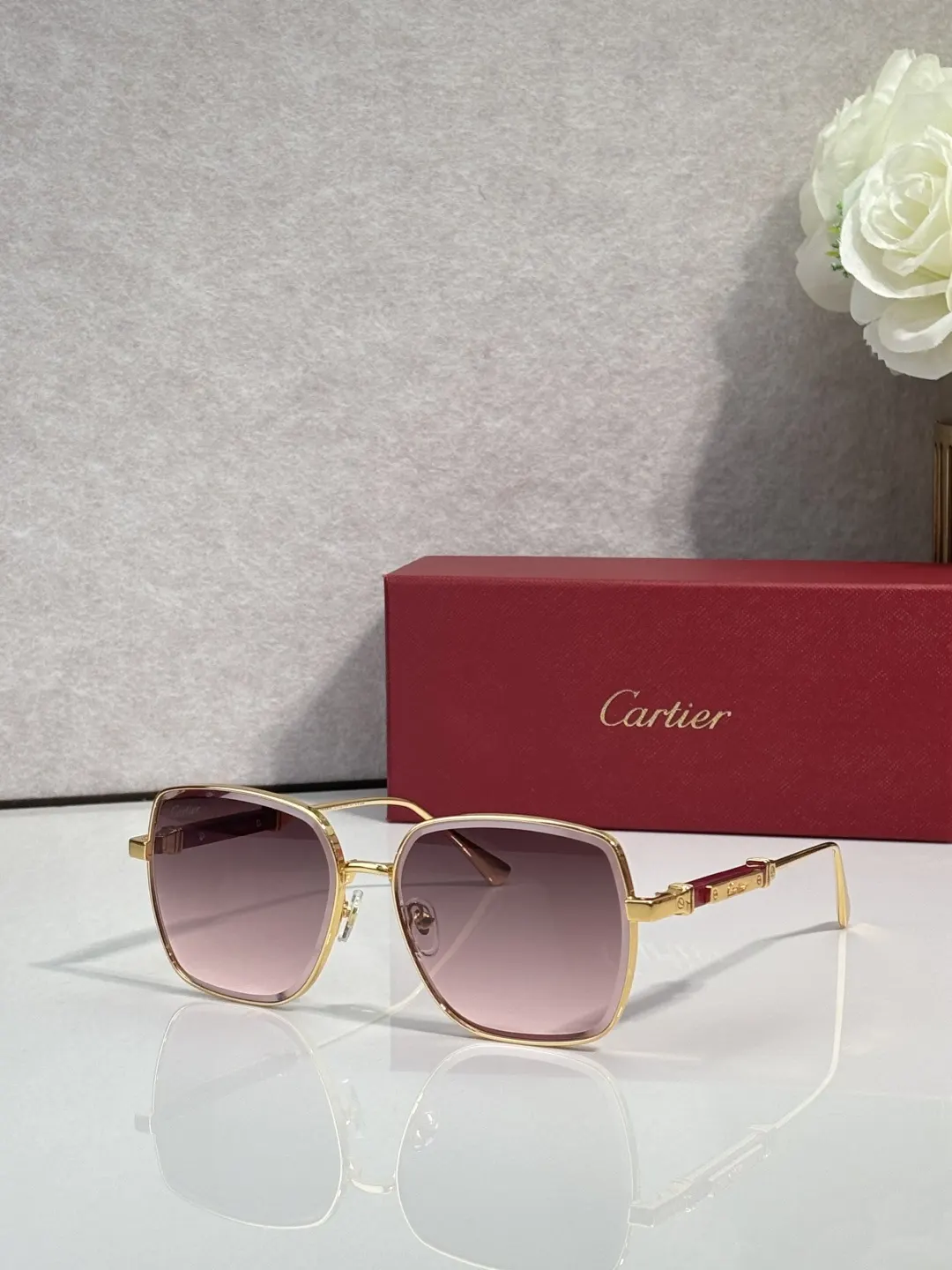 Cartier 墨镜 时尚防晒款 款11
