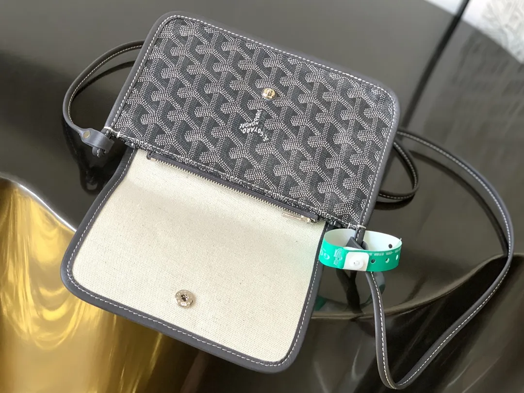 Goyard Gray Clutch Bag