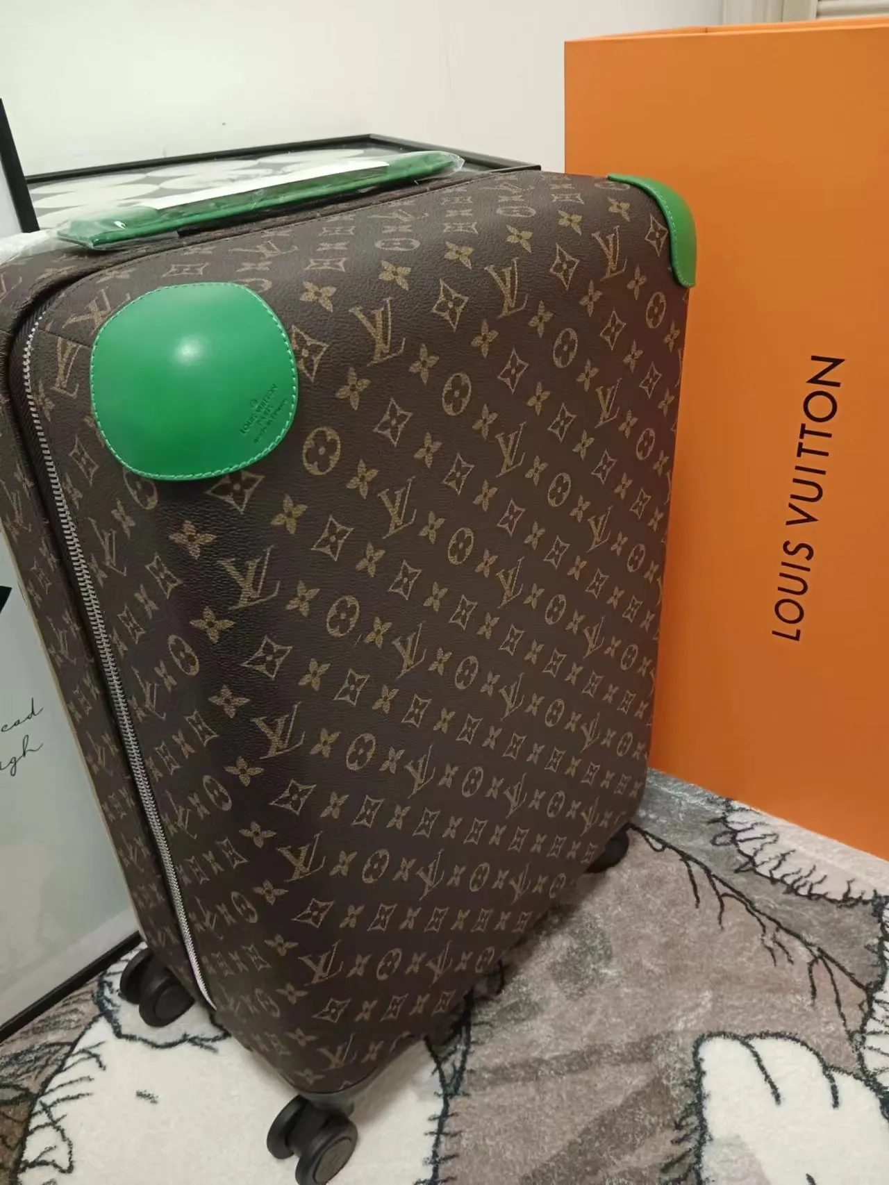 老花 綠色 新顏色 老花 綠色包脚 新顏色 老花 綠色包脚 行李箱 旅行拉杆款 輕便出行款