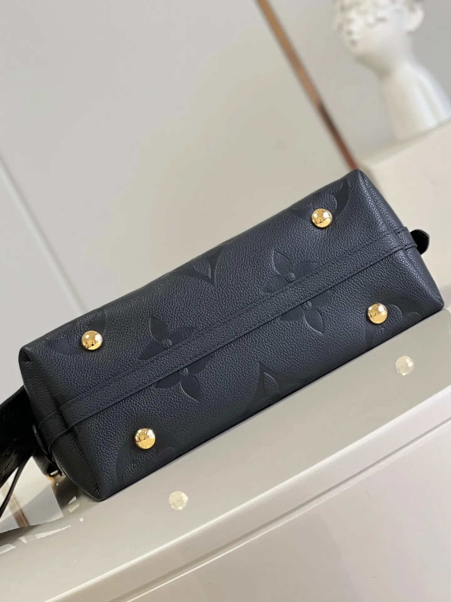 LV CarryAll Mo手拿包 精致手拿款