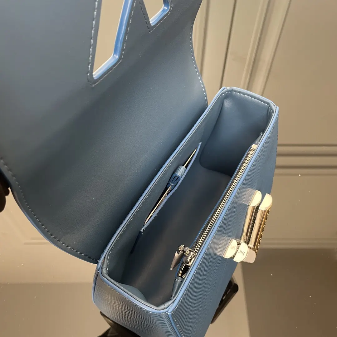 LV 蓝色 Mo链条包 精致链条款