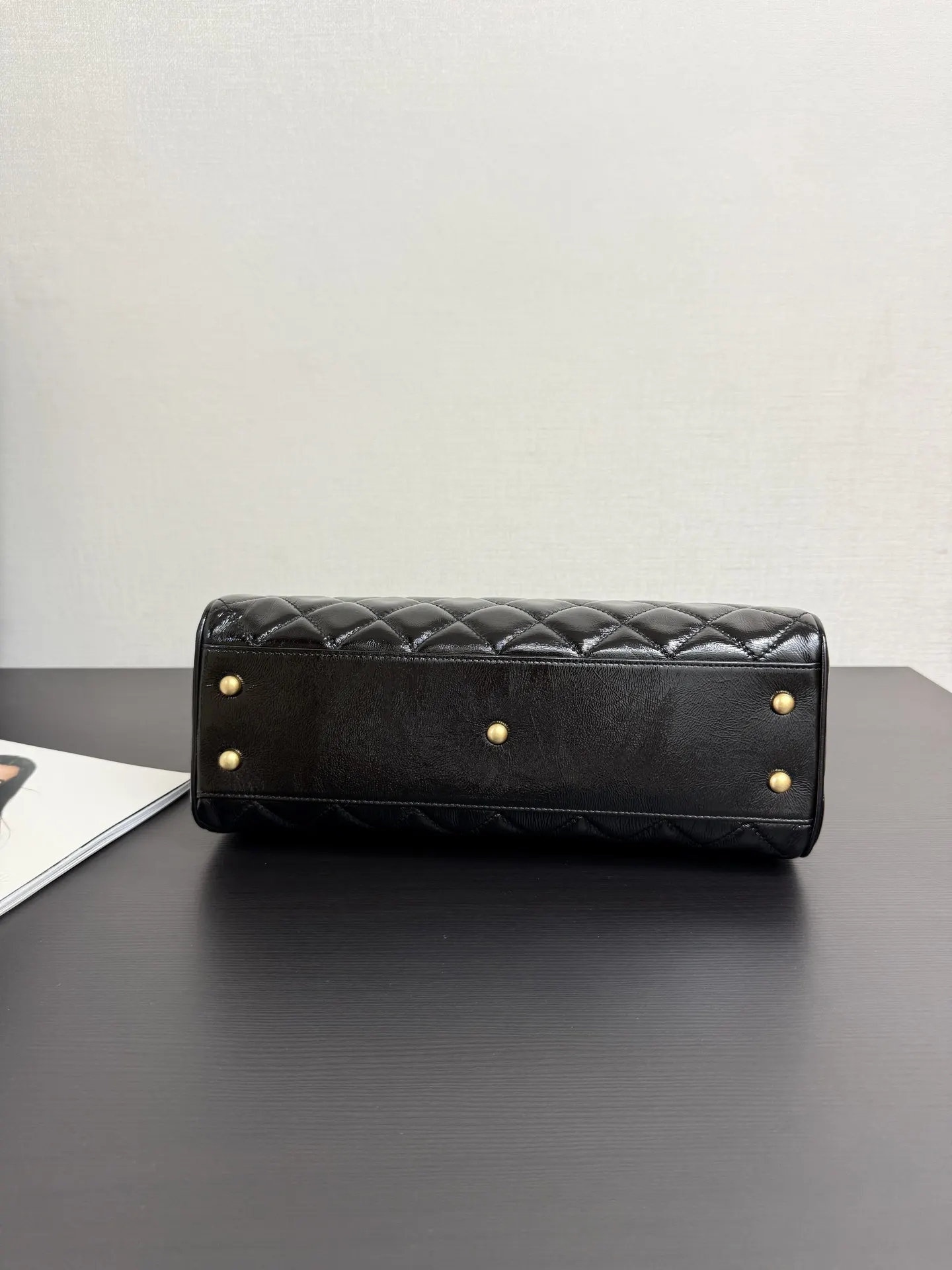 Fashion Item Travel Premium