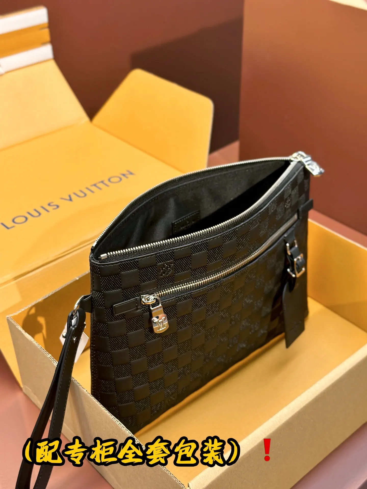 Damier 手拿包 精致手拿款