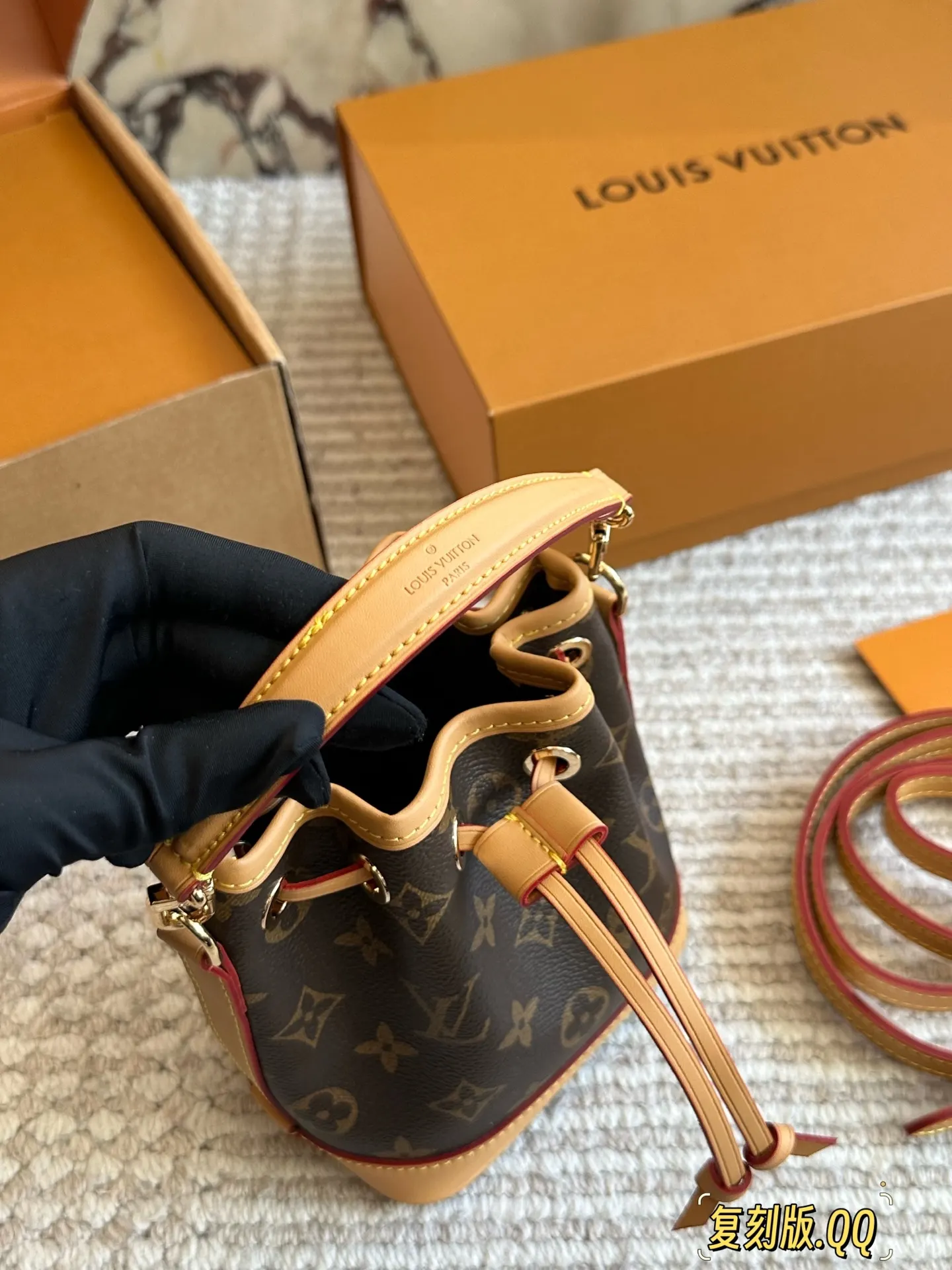 Louis Vuitton Monogram Bucket Bag Casual