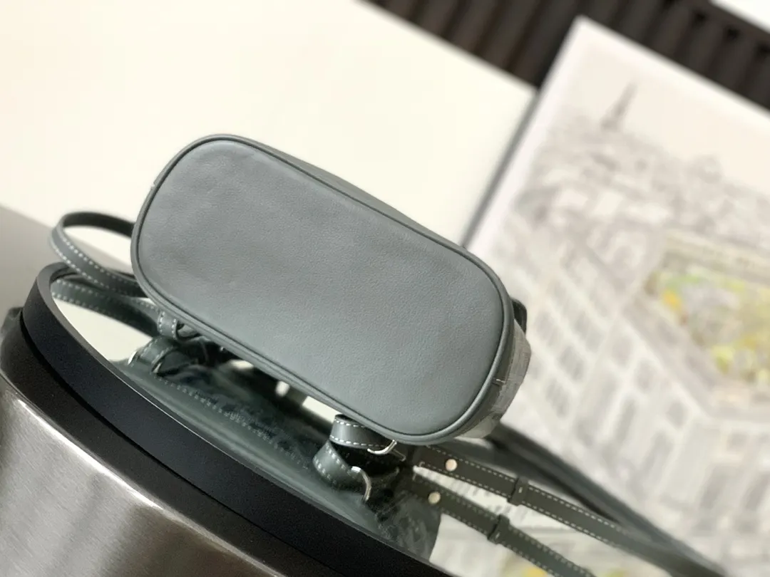 灰色 雙肩包 实用雙肩款